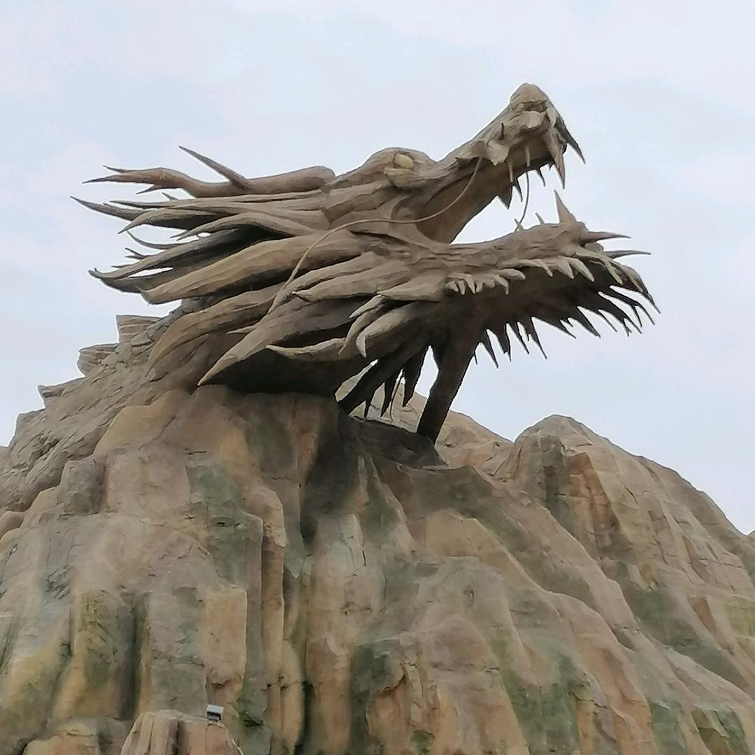 潘龙卧虎