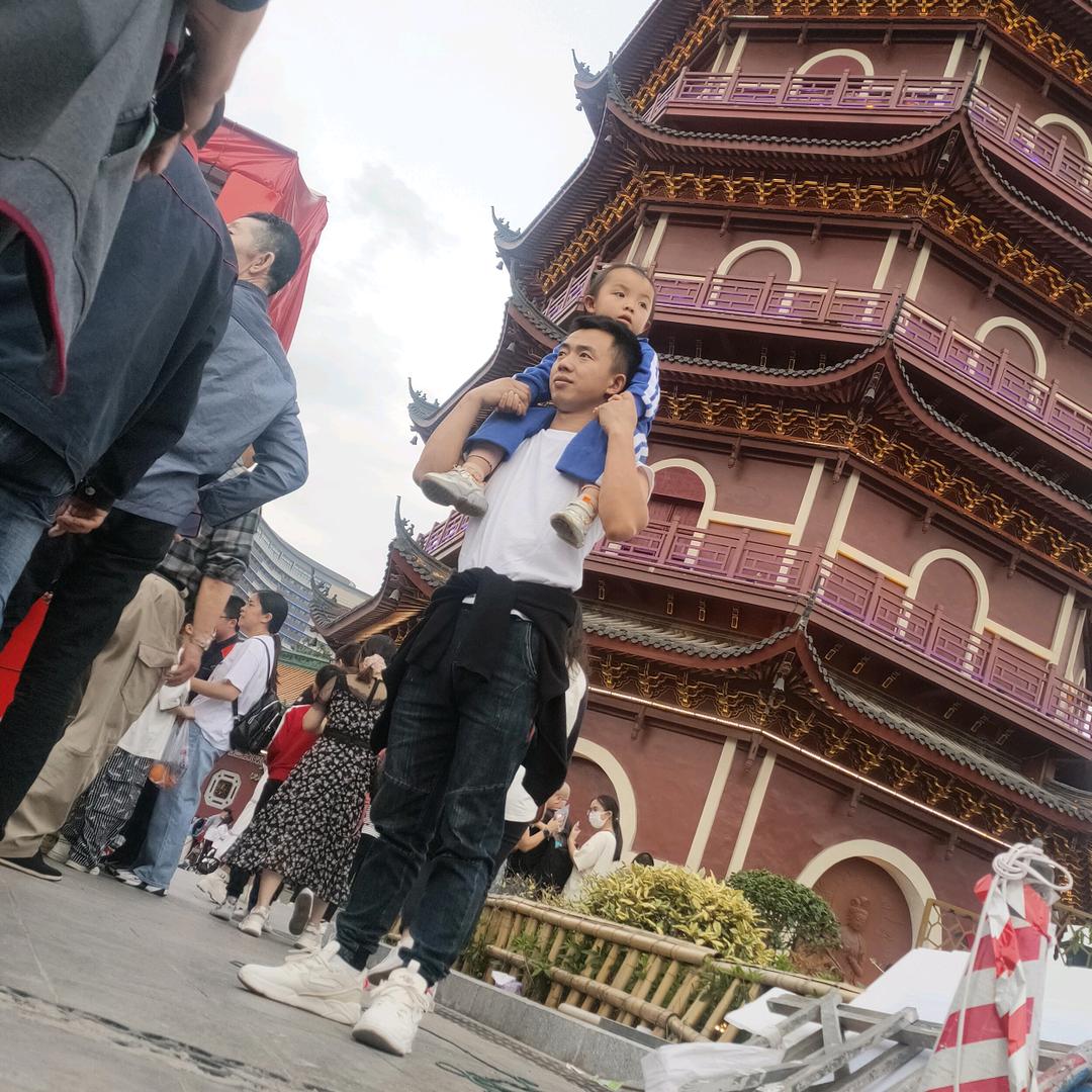 杨鹏专业三轮车批发