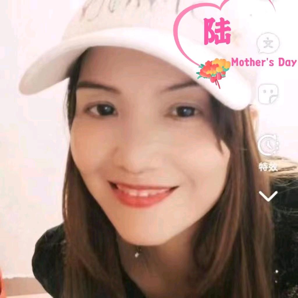 爱唱歌爱跳舞的玲姐💃💃💃💃