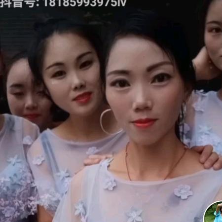 A龙广亿客隆文艺演出花灯队小号