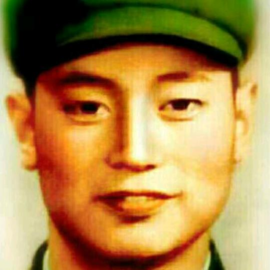 文群红