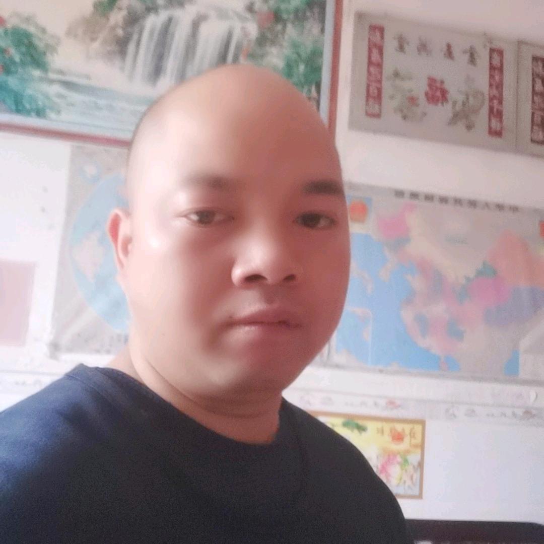 我姓梁，心不凉