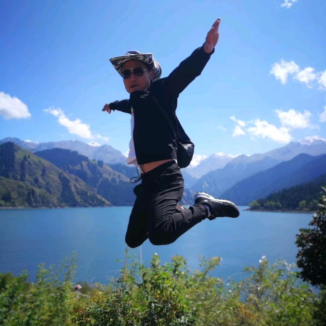 大襄阳涛哥（凤凰酒总代）