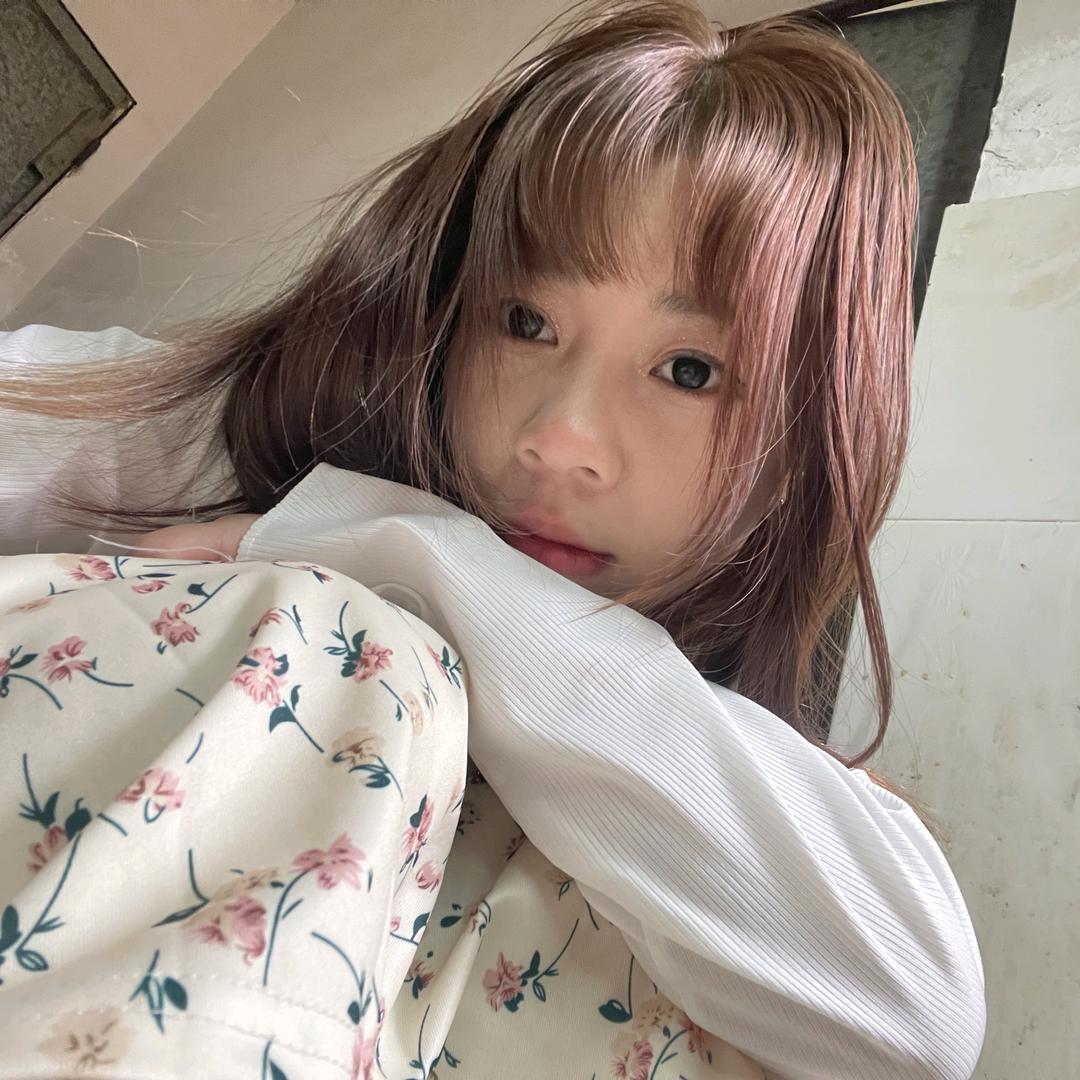 阿芬（带娃中）