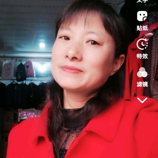 阙店加荣服饰