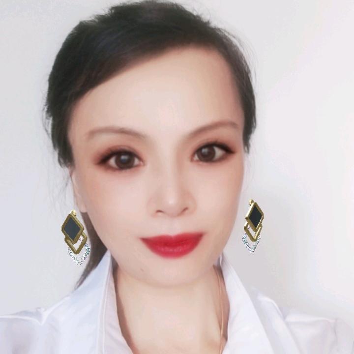 张姐，晚上10点10分
