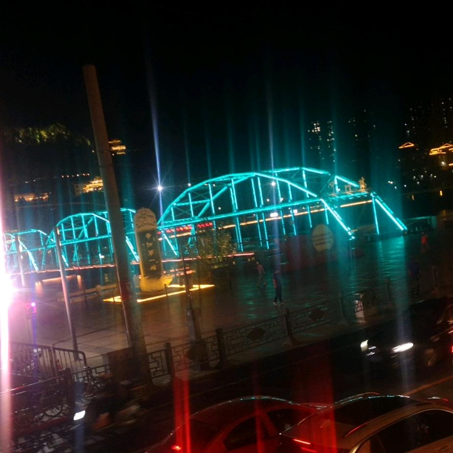 @果子里的.星星。