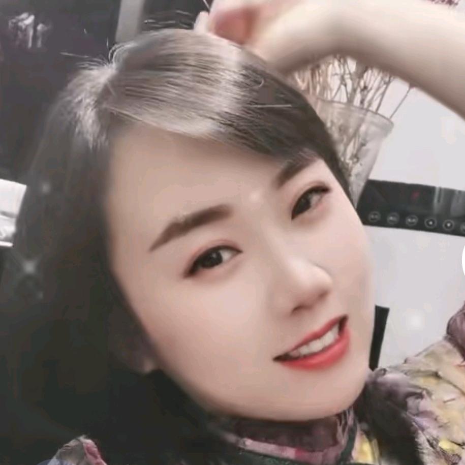 宛彤服装