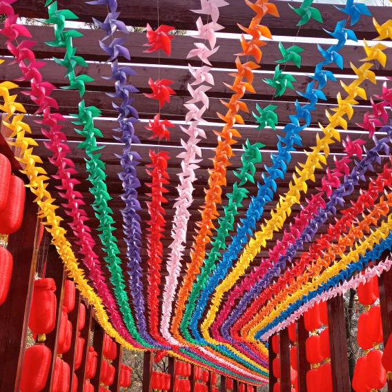 雪花飘至深海处