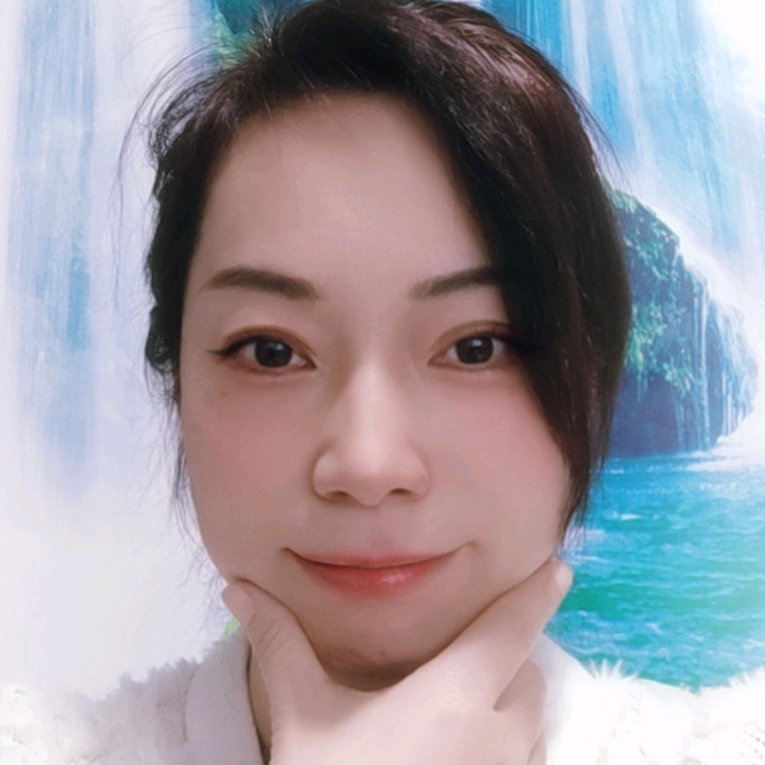 @霞