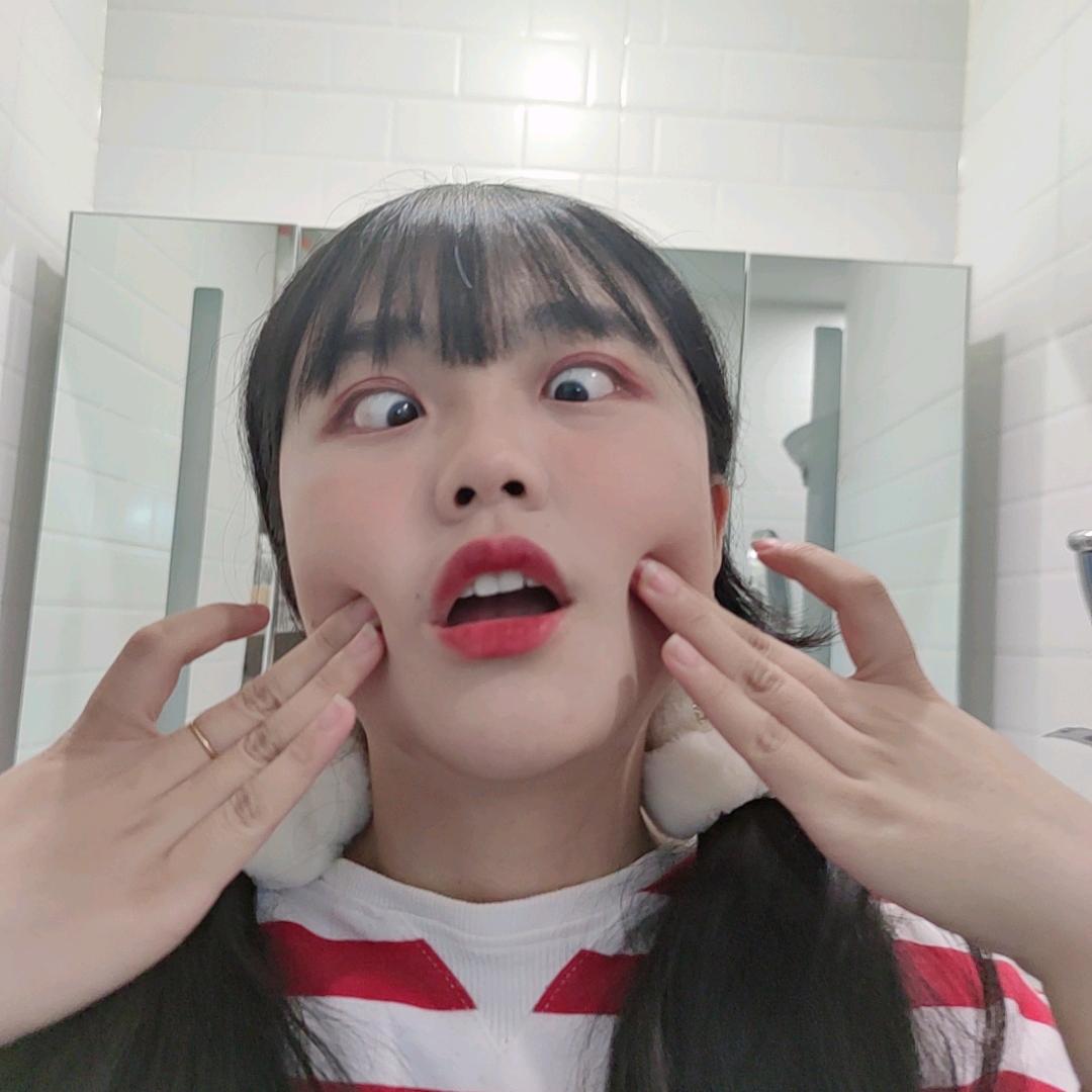 美妆朵朵