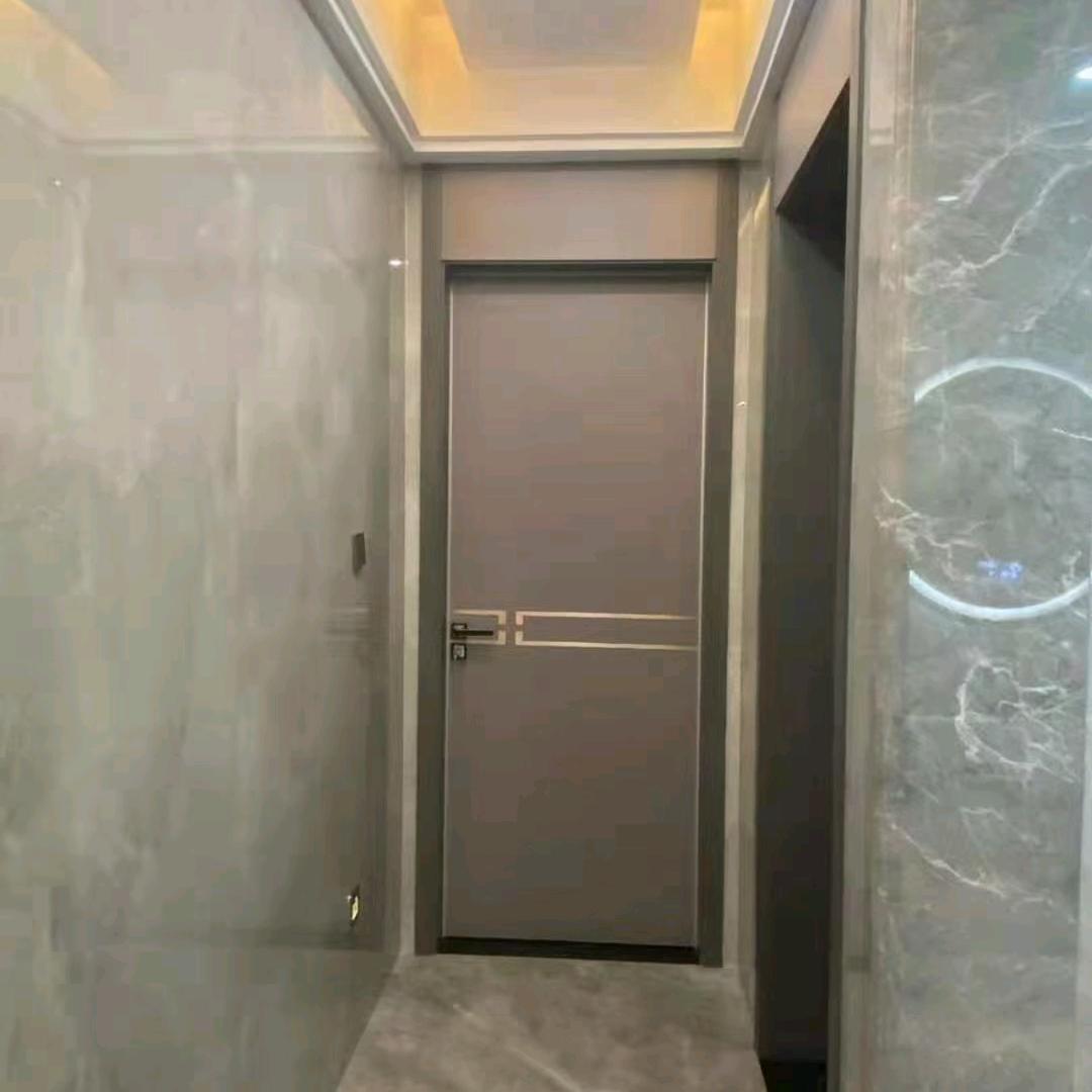 靖华居门业