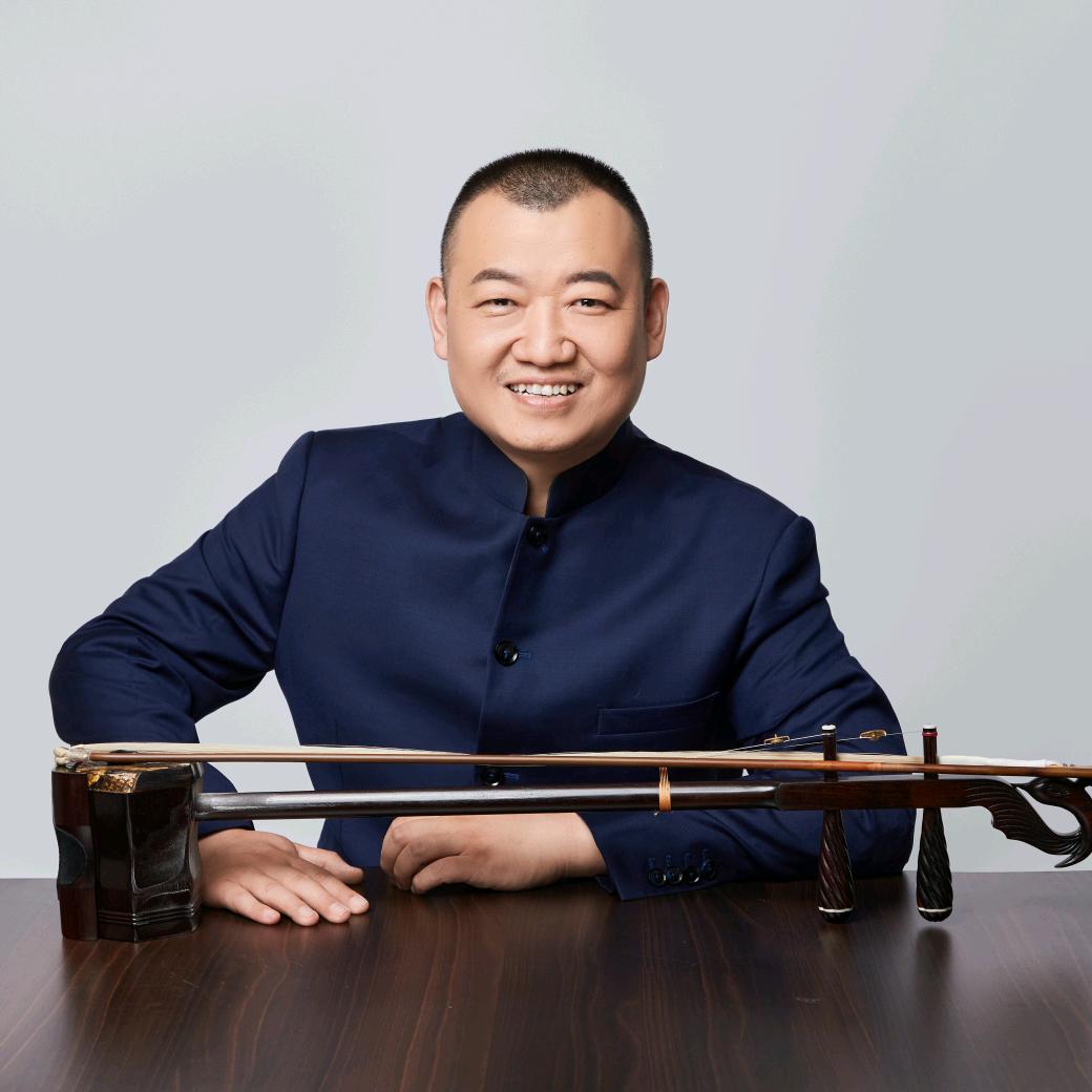王宁教二胡