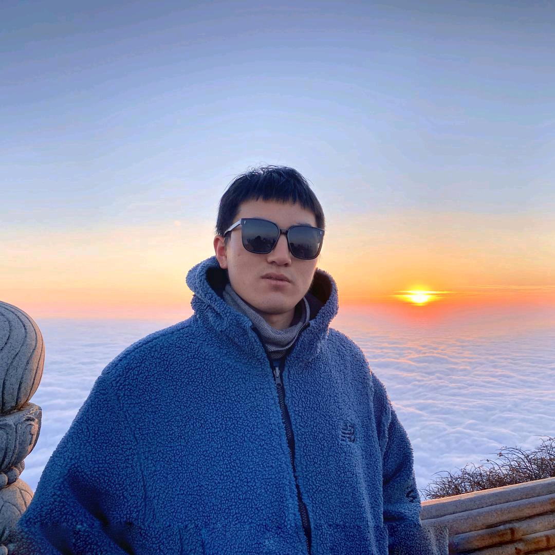 袁理笑一笑头像