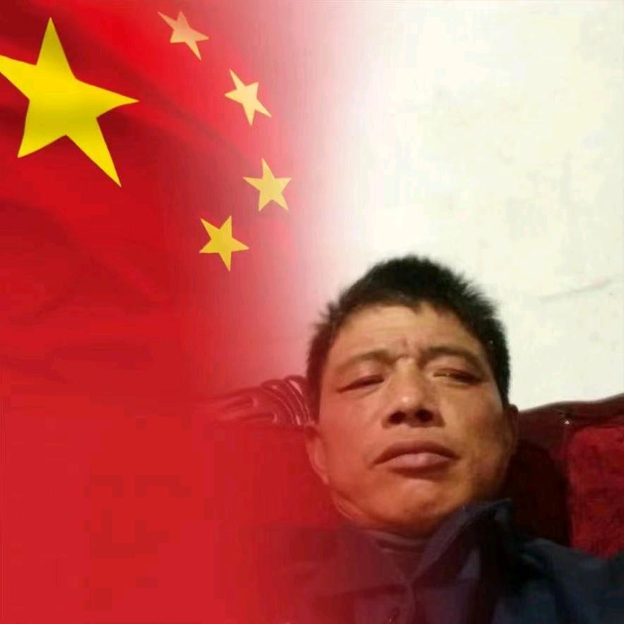 秦新专，上班工作