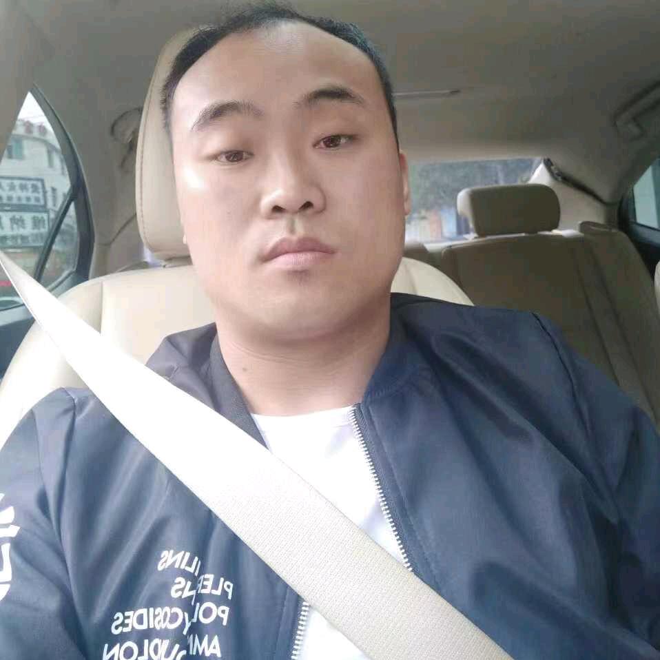 喜欢牛筋草的镜台妖尊头像