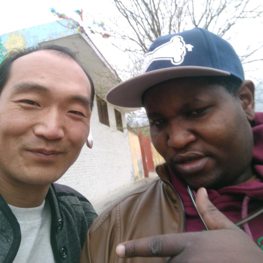 @小吕哥来咯