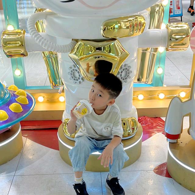 大鹏展翅