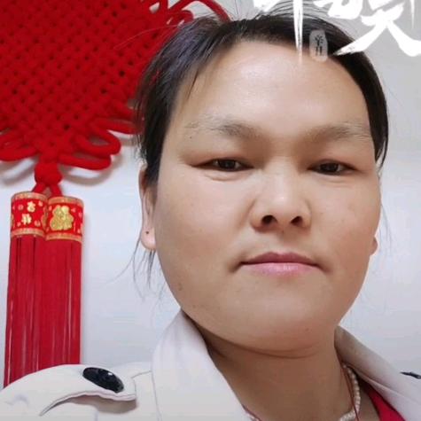 魏彩英