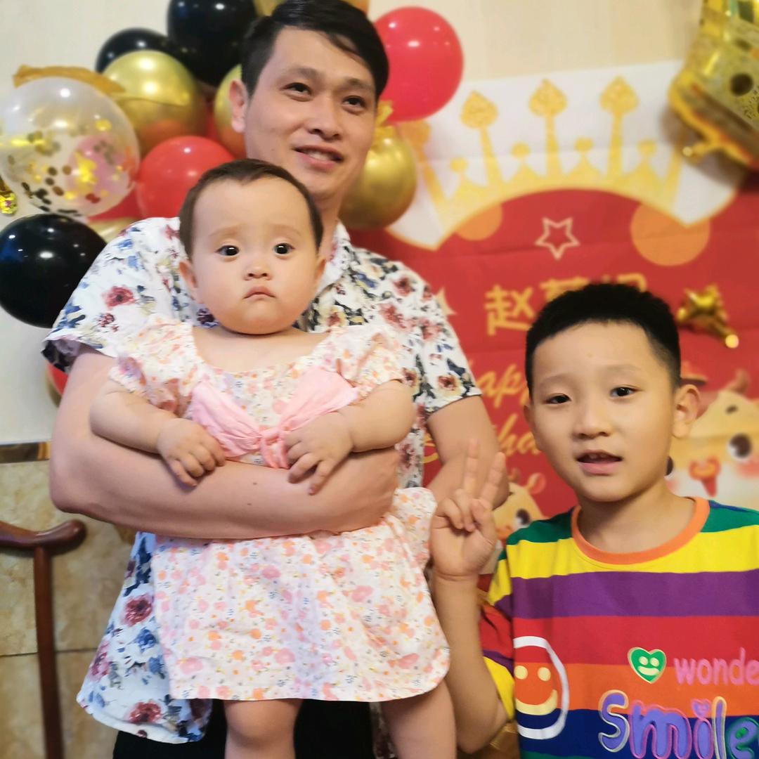 妮妮和艺博的妈妈