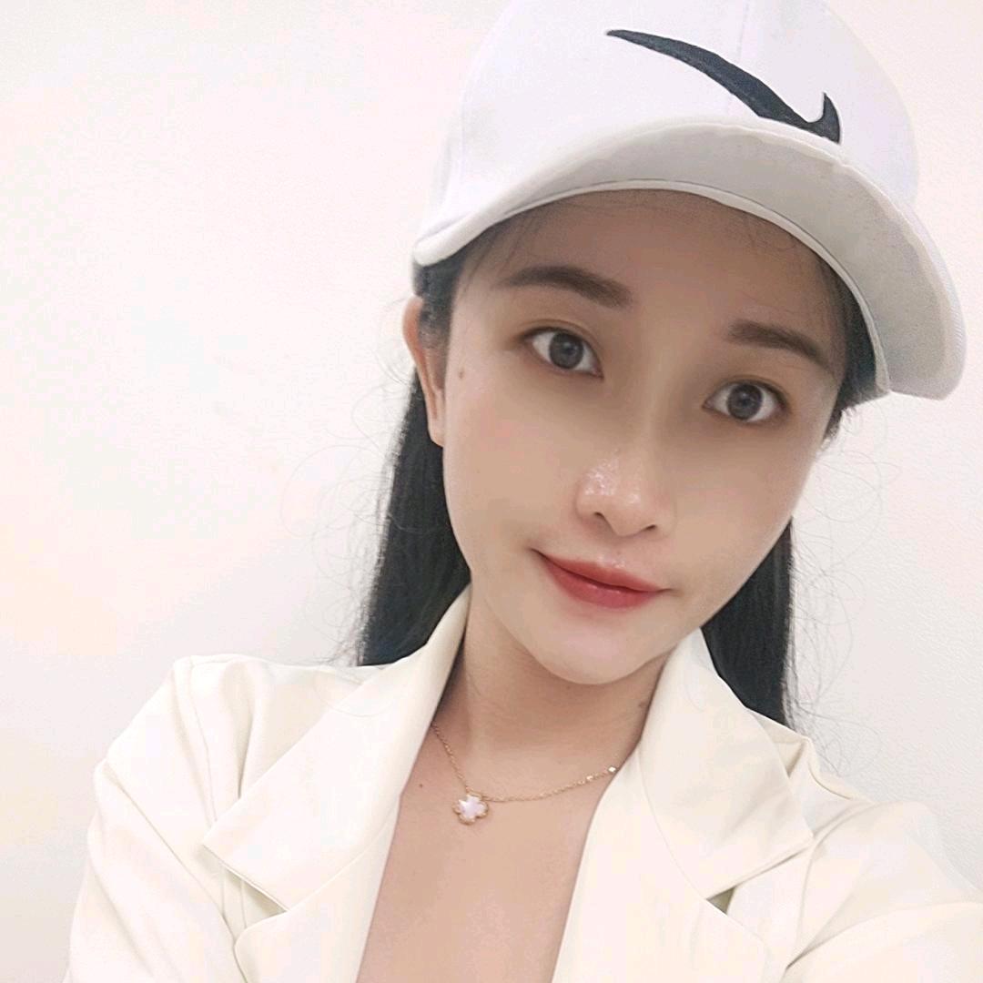小雪姐姐💕💕