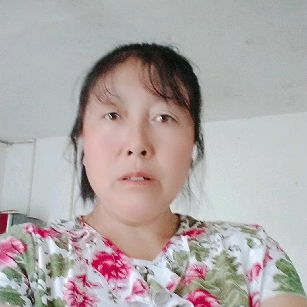王显翠聊天主播