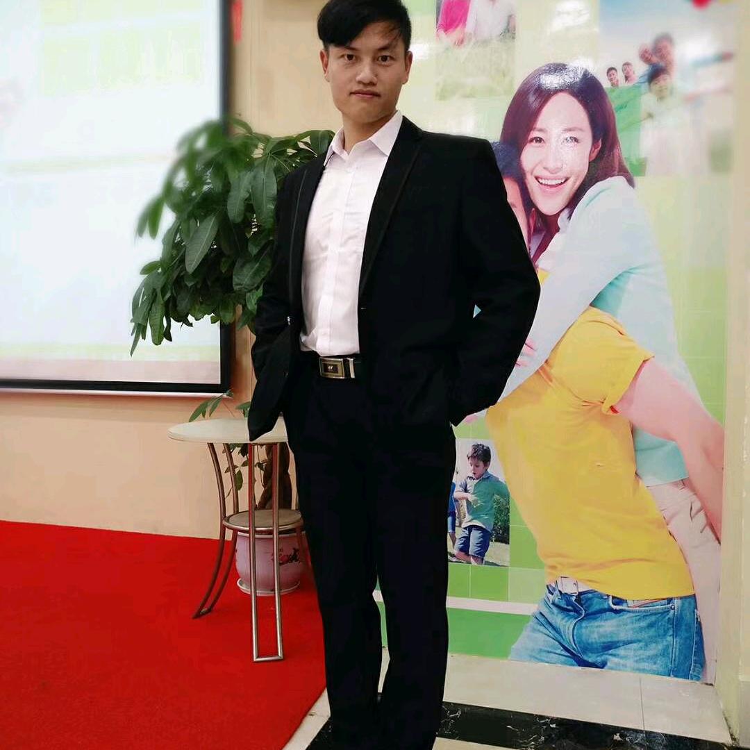 吕磊。来自四川省达州市