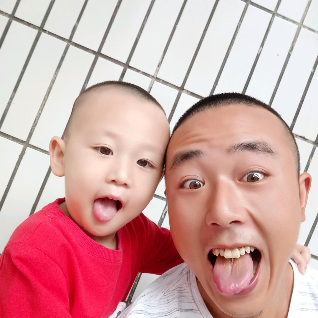 赤脚の孩子