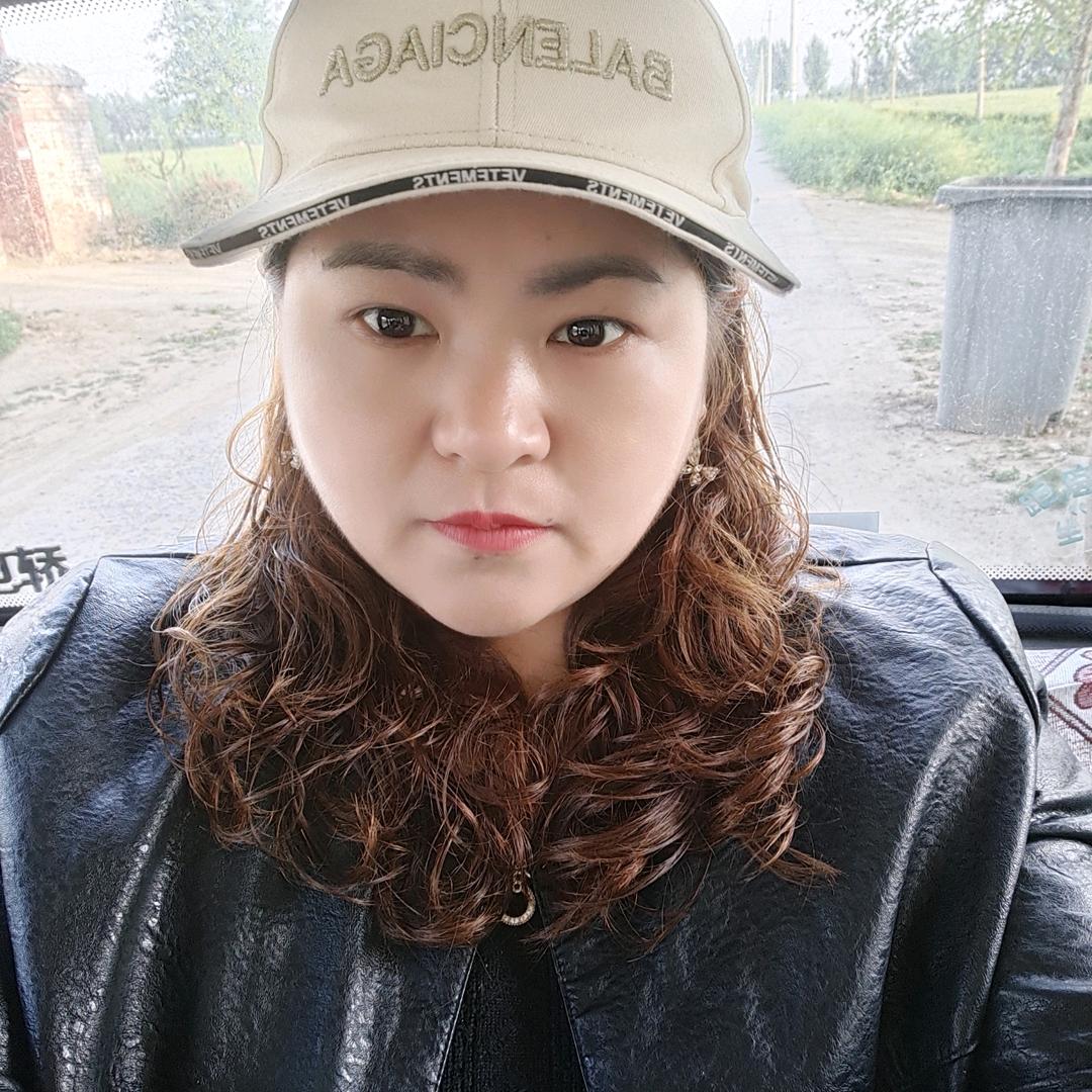 候丽