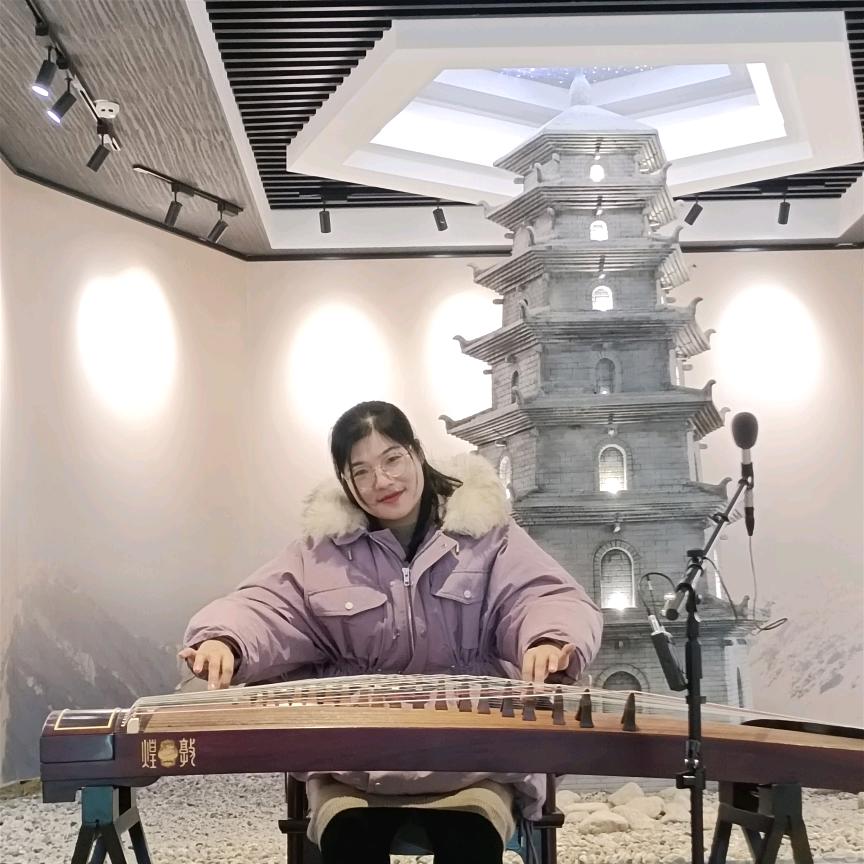 装门路上的小姐姐✌︎( ᐛ )✌︎