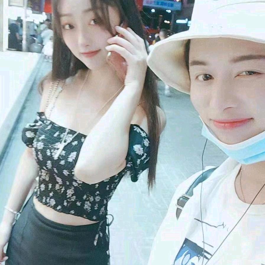 女王瑶瑶