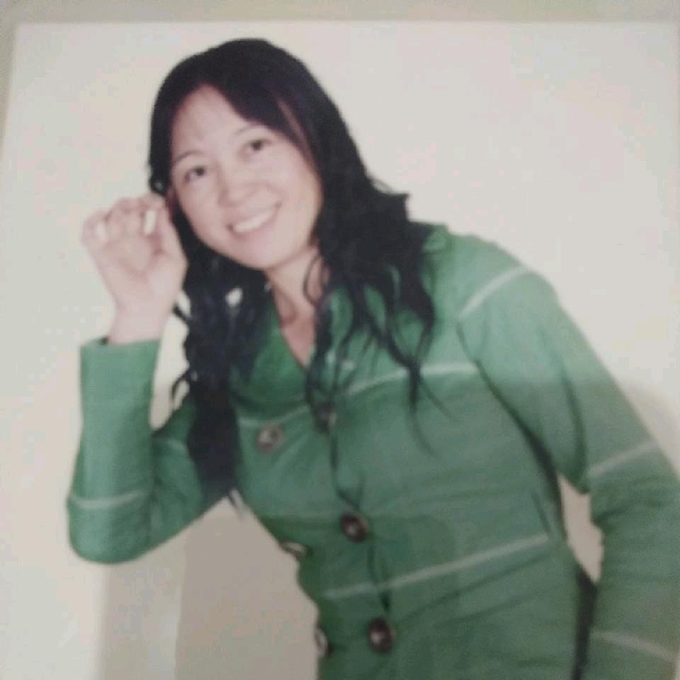 黄金凤.