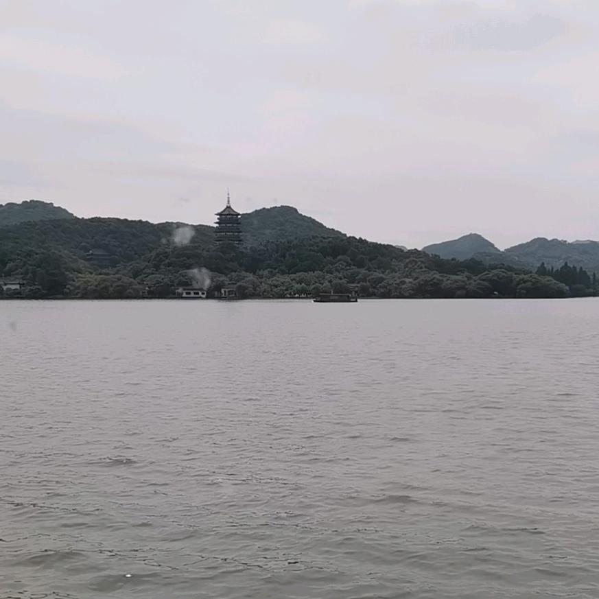 爱呢！