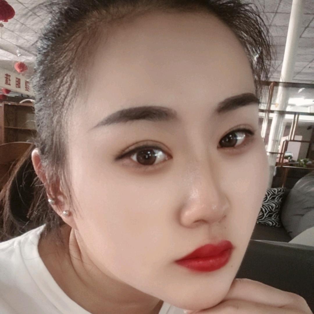 卖爆米花🍿的小姐姐