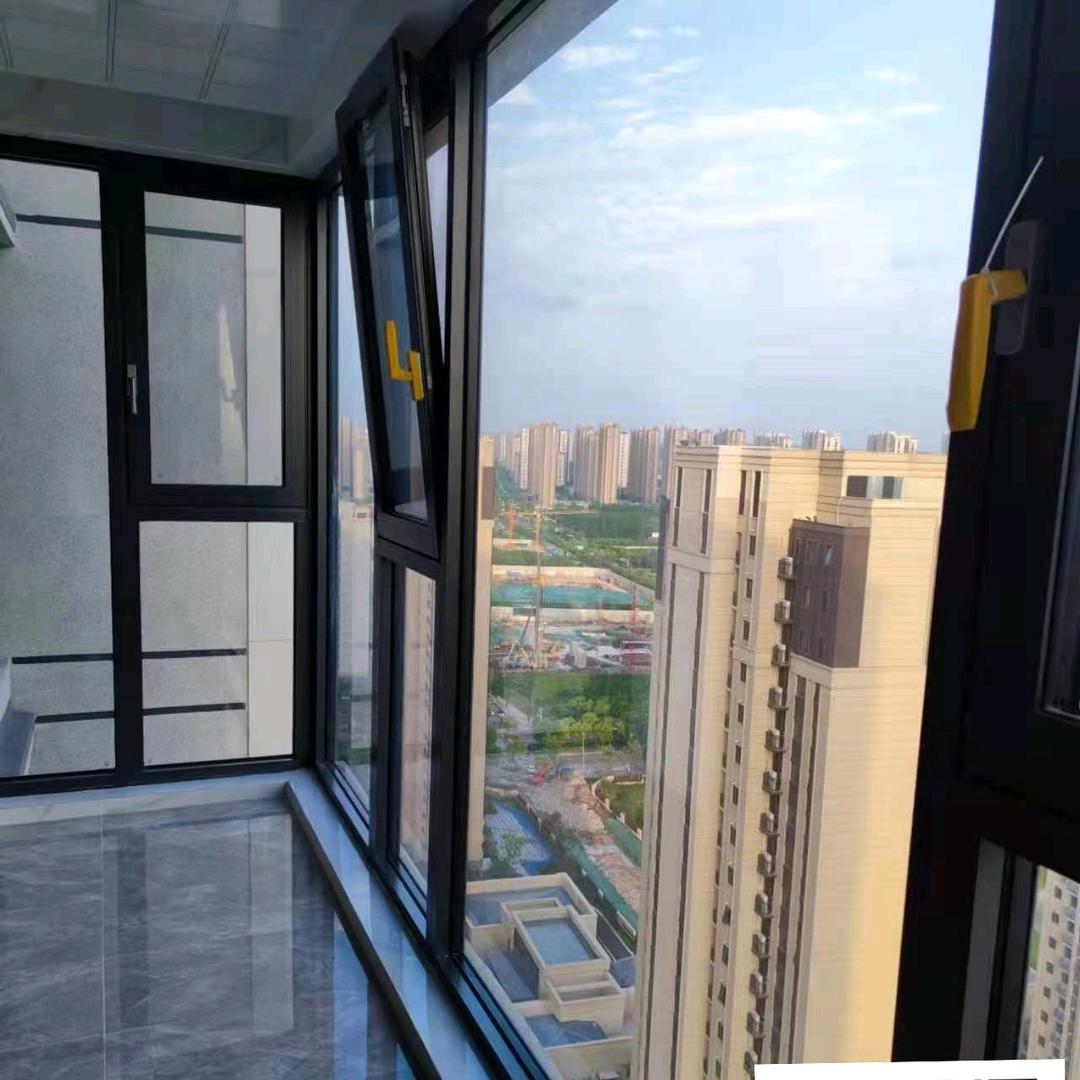 多堡门窗