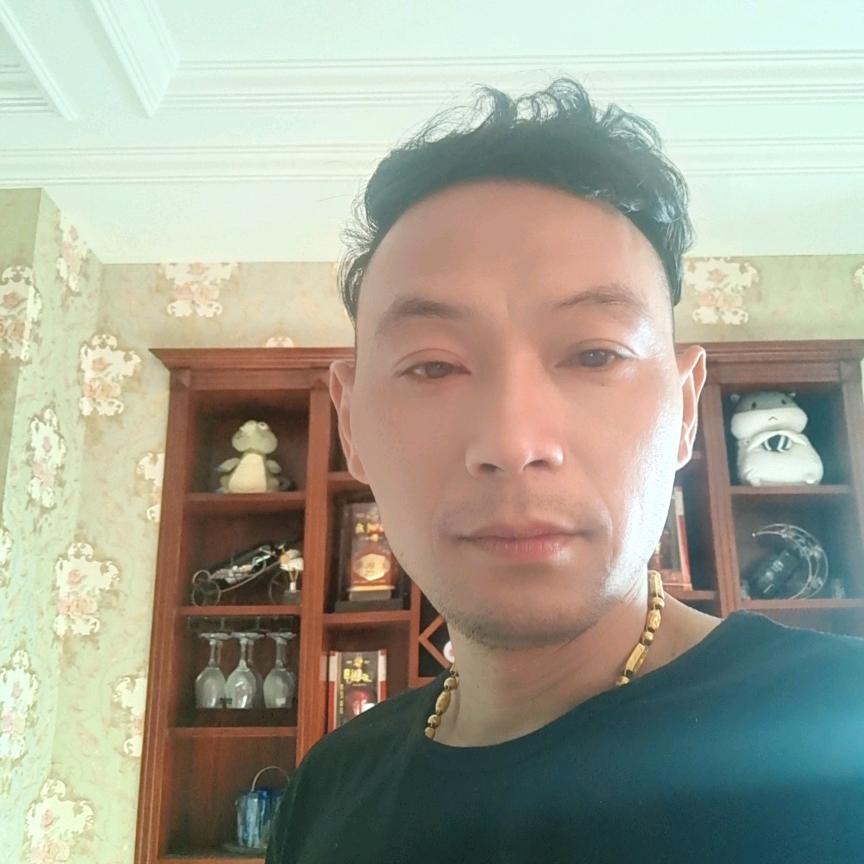 唐小荣