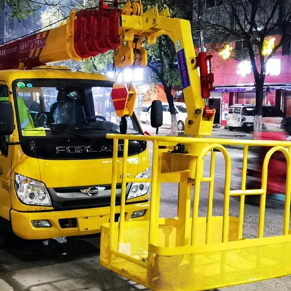 蓝牌吊车《城区》里的王者