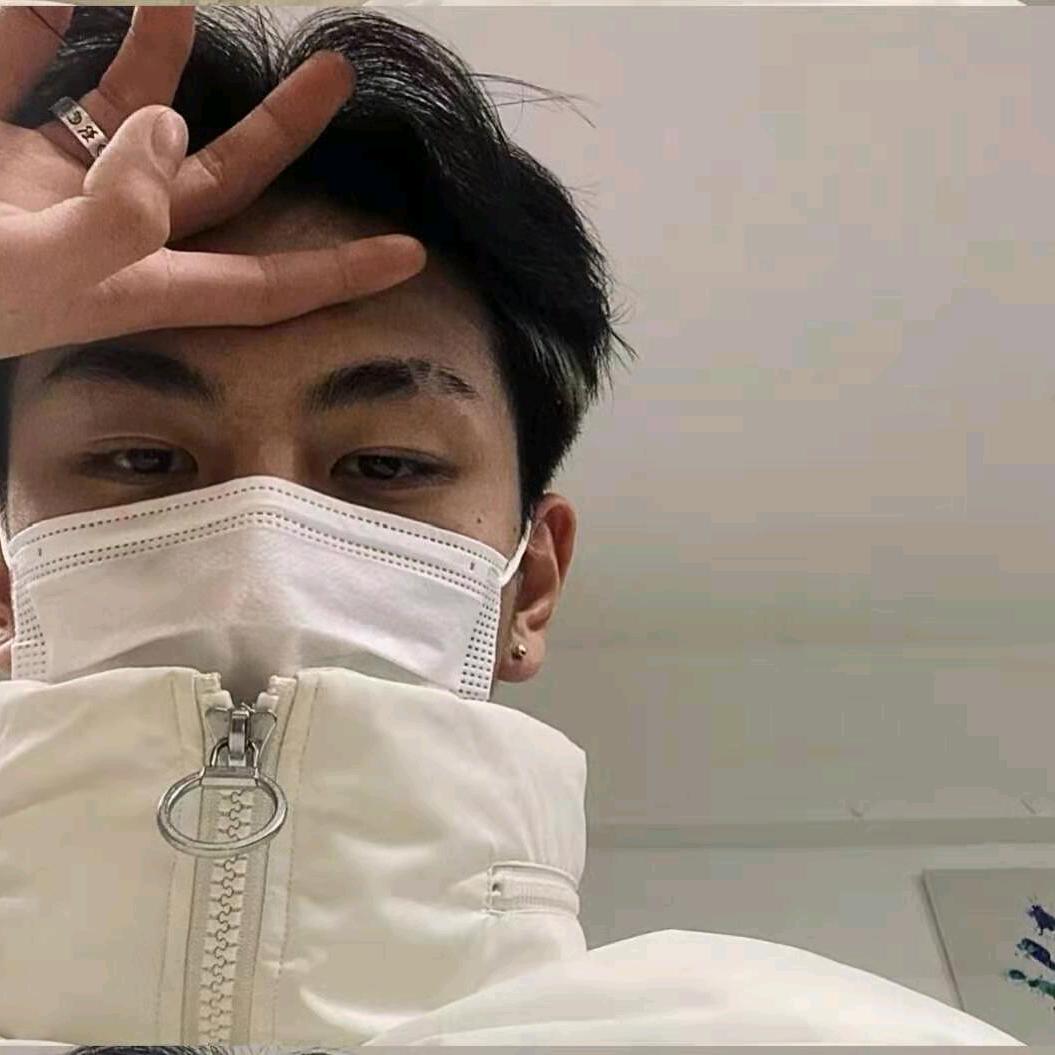 百