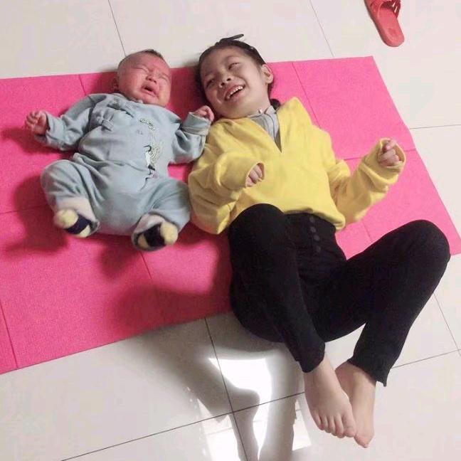 涵姐儿👧和没博子👶