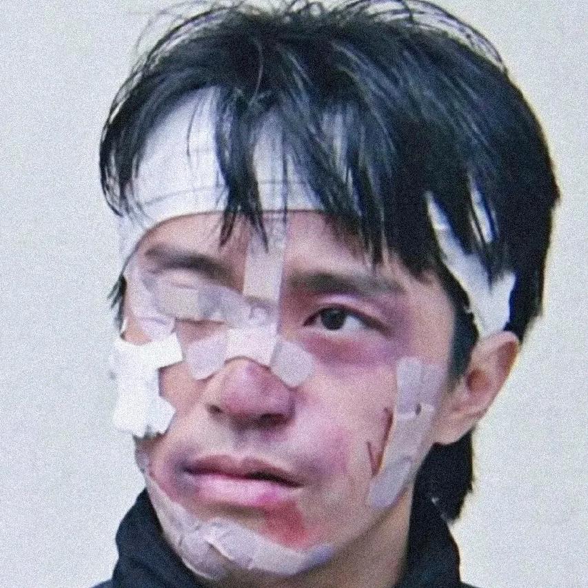 小鳄鱼爱洗澡