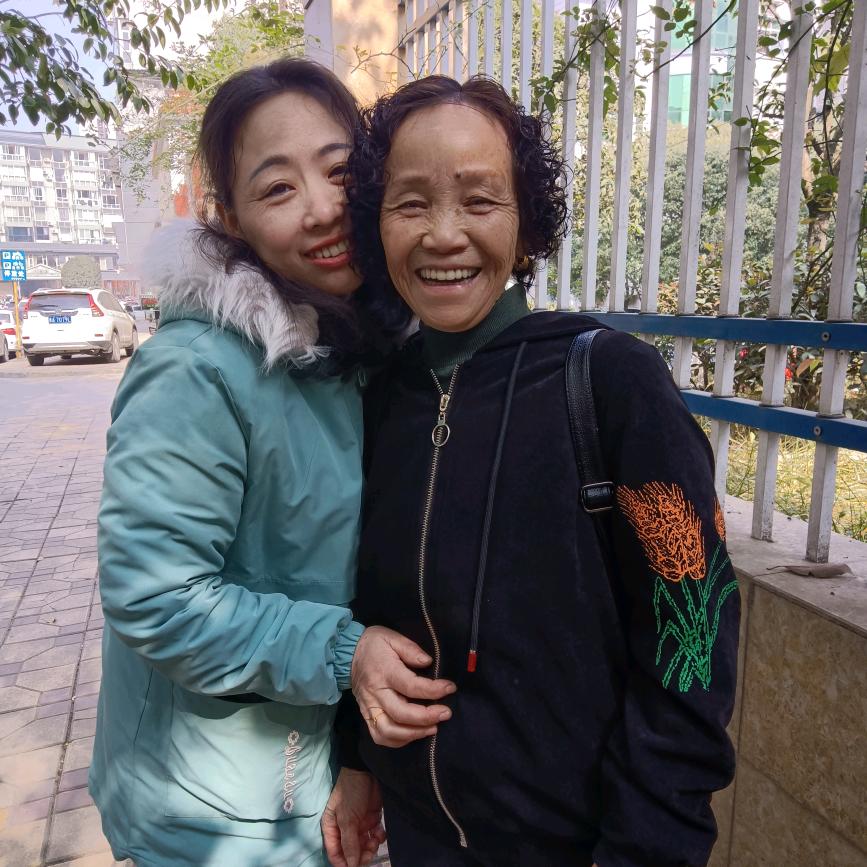龙秀婆婆