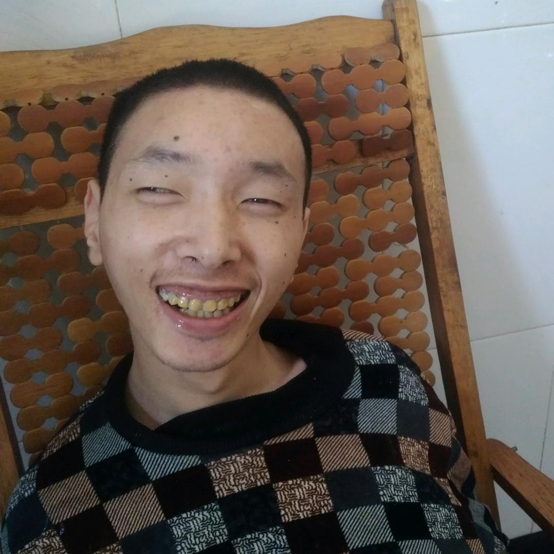 陈军（脑瘫男孩）