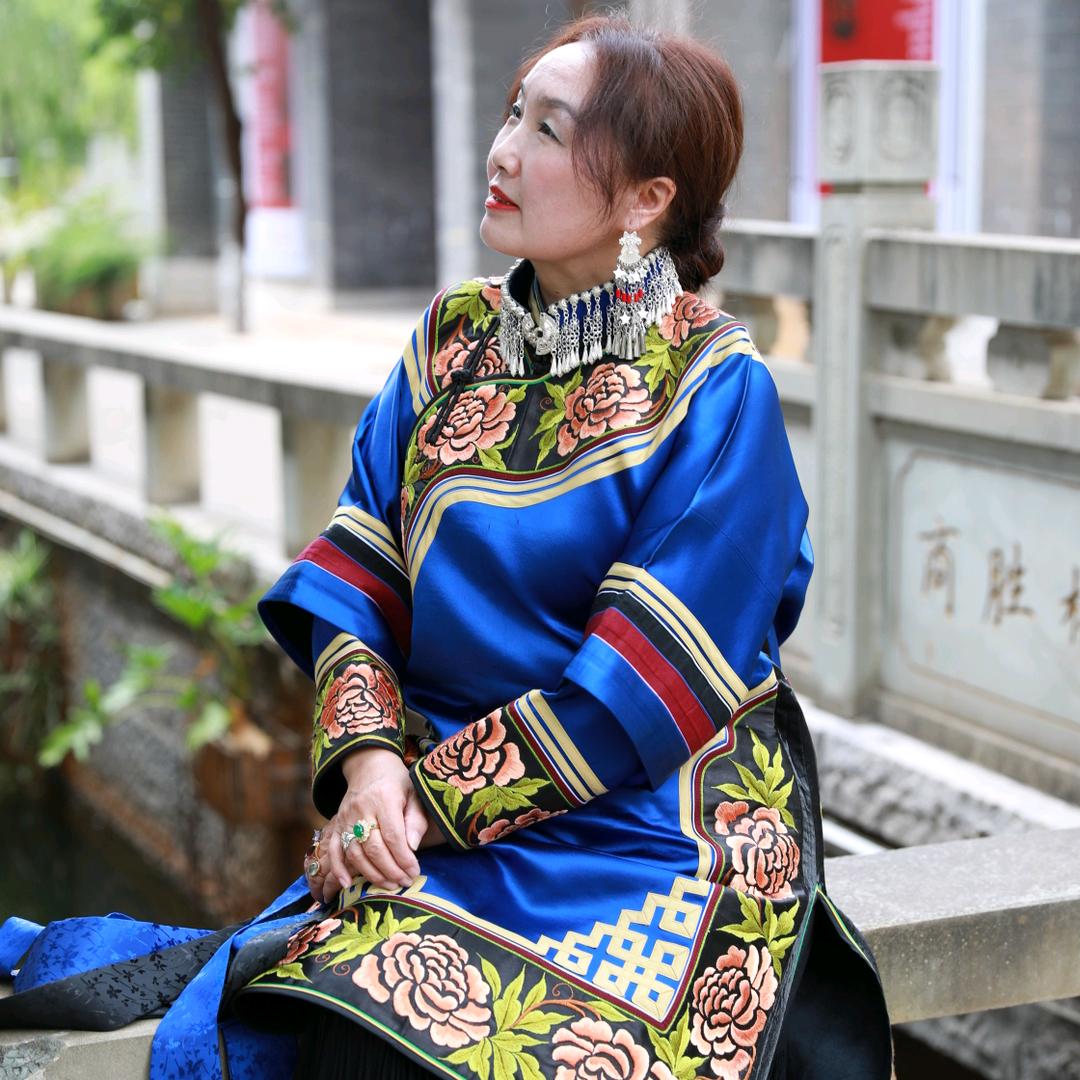 啊卓阿芝彝族民歌传承队