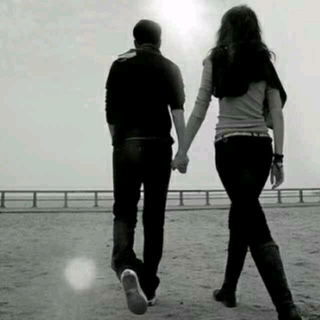 不为繁华丿易素心