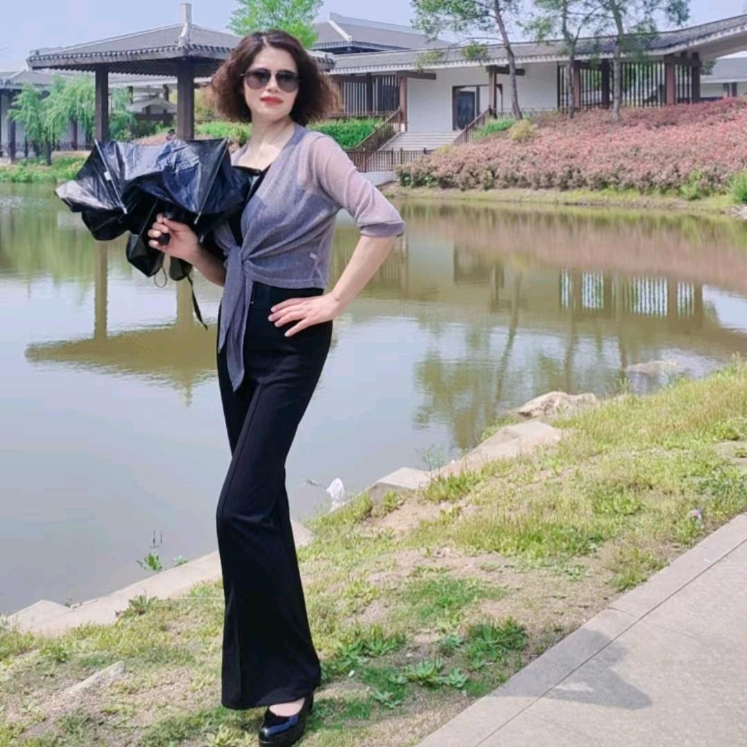 轻伊美   皮肤管理·身材管理