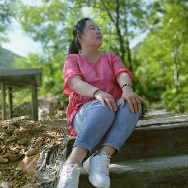 水蜜桃时尚女装