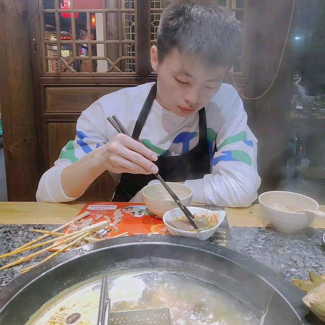 张鱼小丸子💞