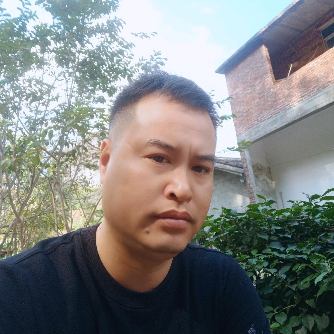 阿伦