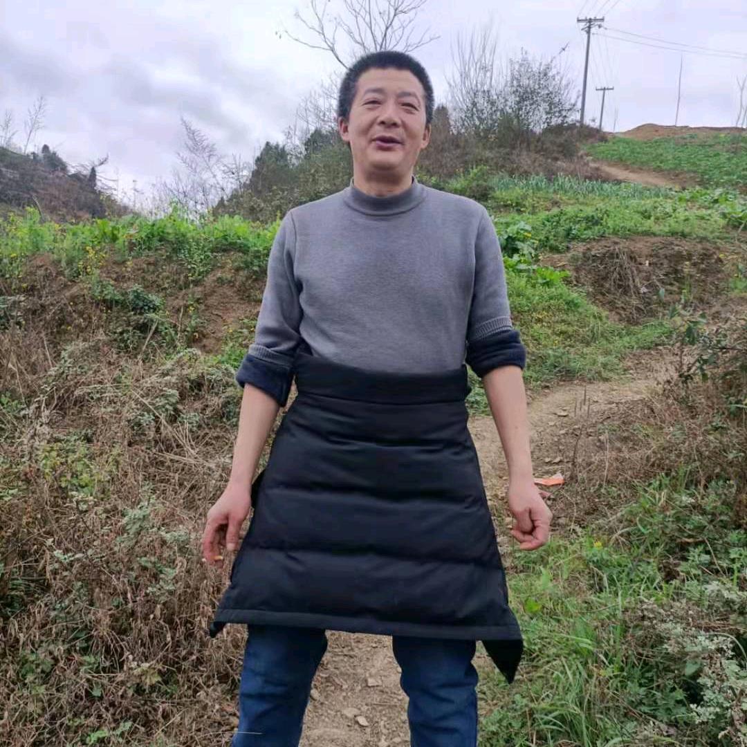 墨香居以墨会友，