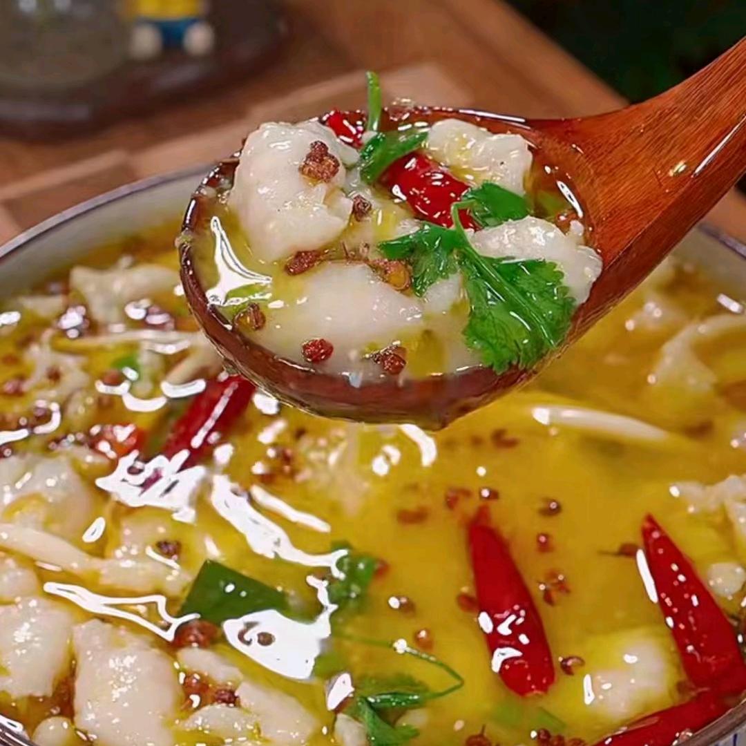 四平大鹰欧屹金城金福石锅鱼